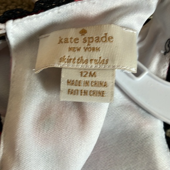 Fabulous Kate Spade ♠️ 12 month floral dress with black flower trim - Picture 7 of 8